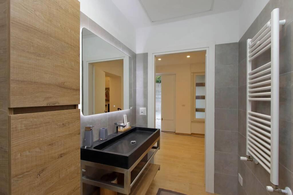 Aventino Contemporary Apartment Roma Exterior foto